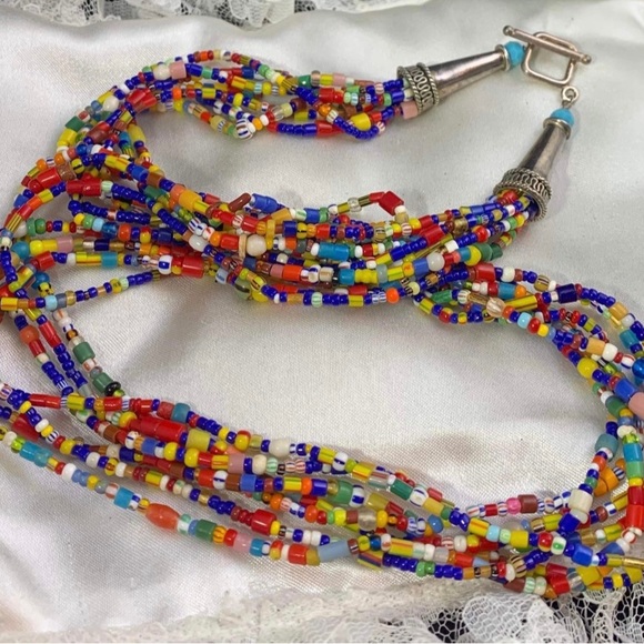 HANDCRAFTED 24" Multi Color Native Style Necklace - Picture 4 of 4